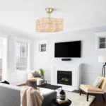 Living room with modern fandelier ceiling fan